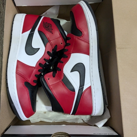 Jordan Other - Jordan 1 Mid Black-Gym Red Excellent Condition